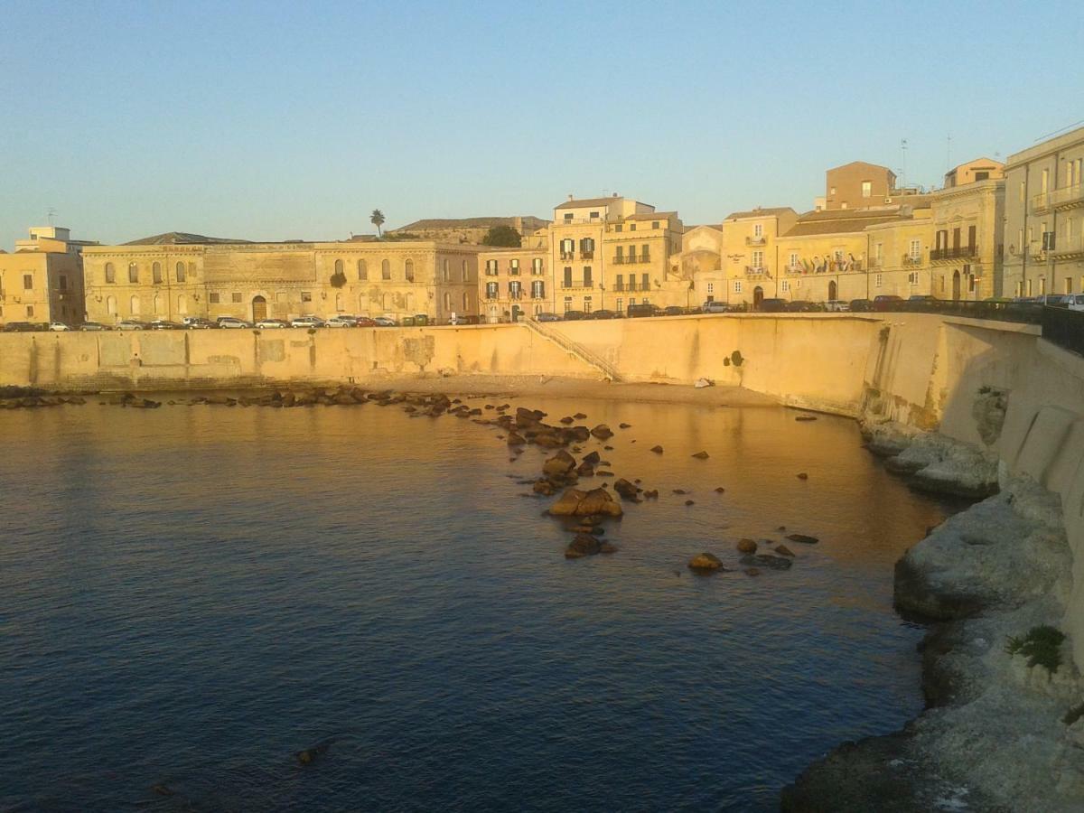 Incantevole Appartamento In Palazzo Storico Ortigia Syracuse Exterior foto